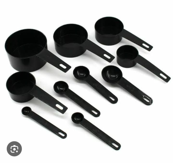 Plastic Durable Kitchen Measuring Cups and Spoons Different Capacity for Cooking Baking Cookies Coffee Black